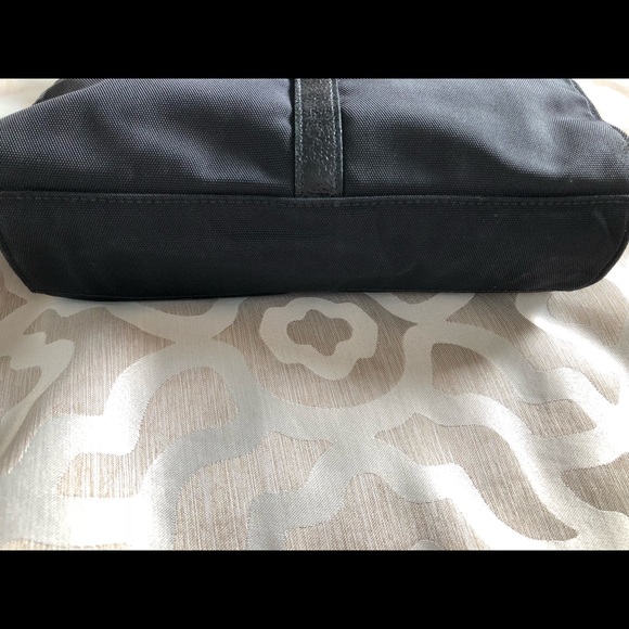 Authentic Vintage Gucci Fold Over Buckle Bag - Picture 3 of 6